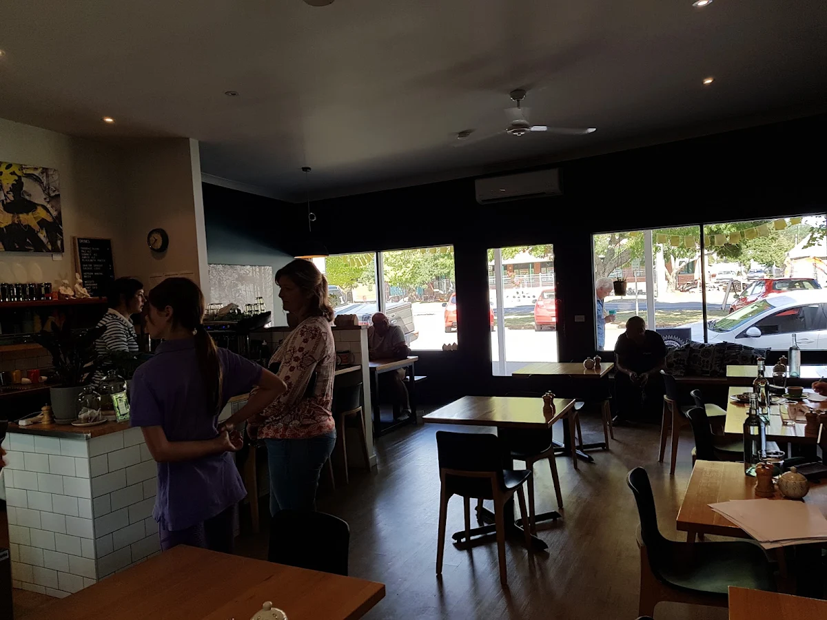 Vibe, Verdure Bistro
