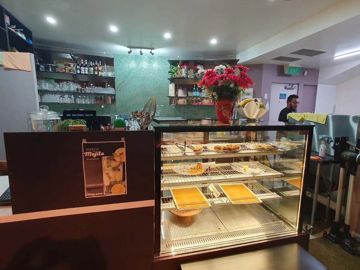 Vibe, Sahara Restaurant