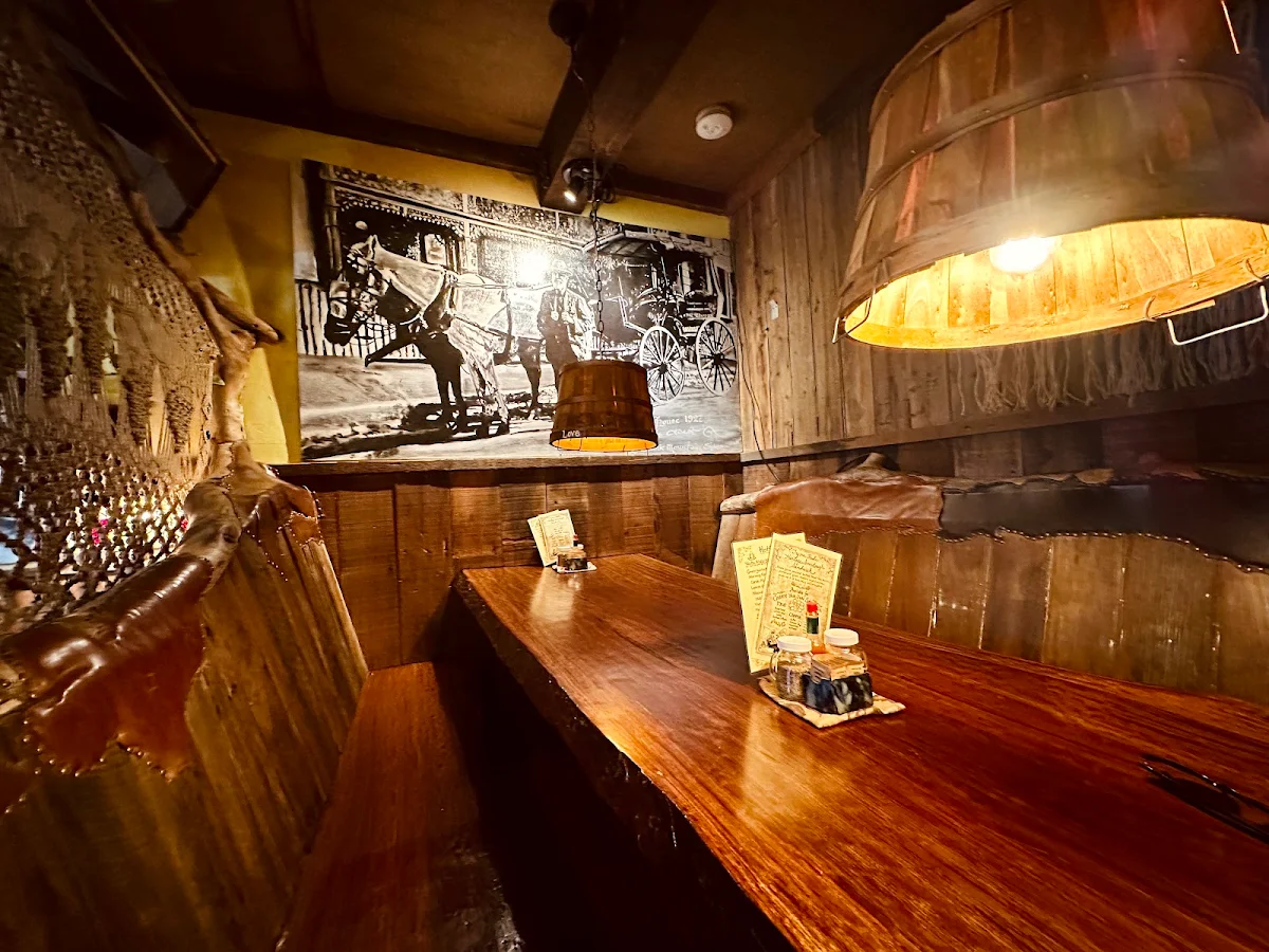 Vibe, The Yellow Deli