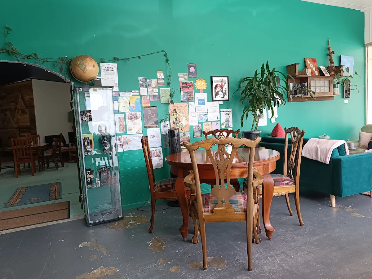 Vibe, Little Village Co.