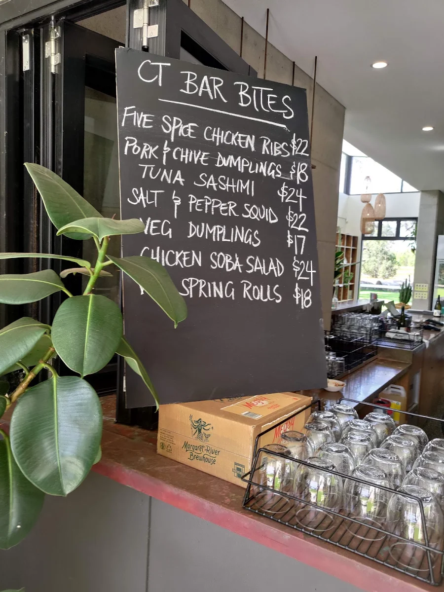Menu, Chow's Table