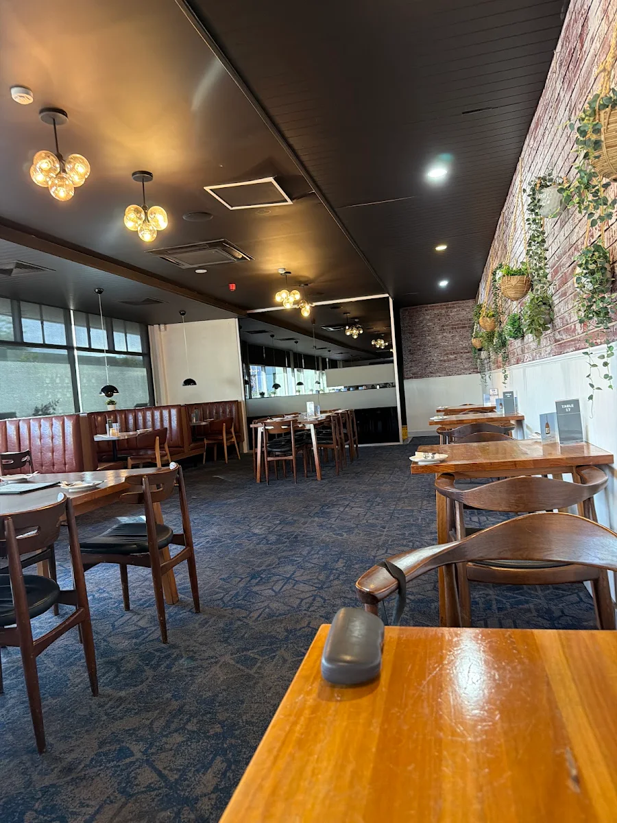 Vibe, The Lodge Hotel