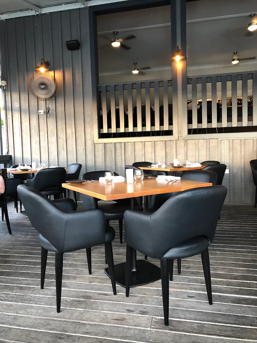 Vibe, Romano's Italian Restaurant