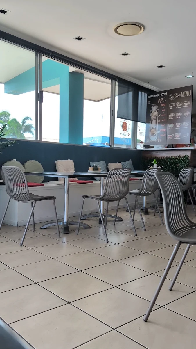 Vibe, The Kozy Corner cafe Hervey Bay