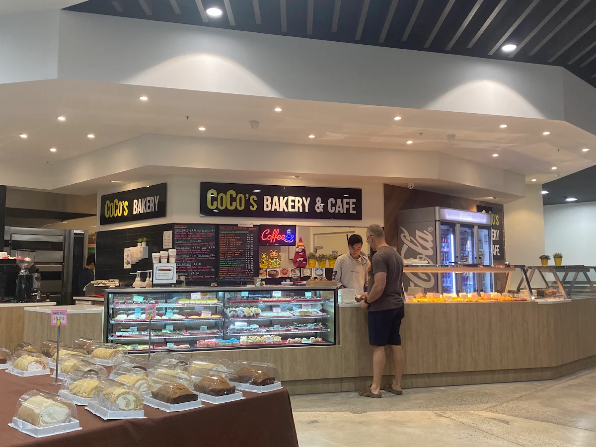 Vibe, Coco's Bakery & Cafe