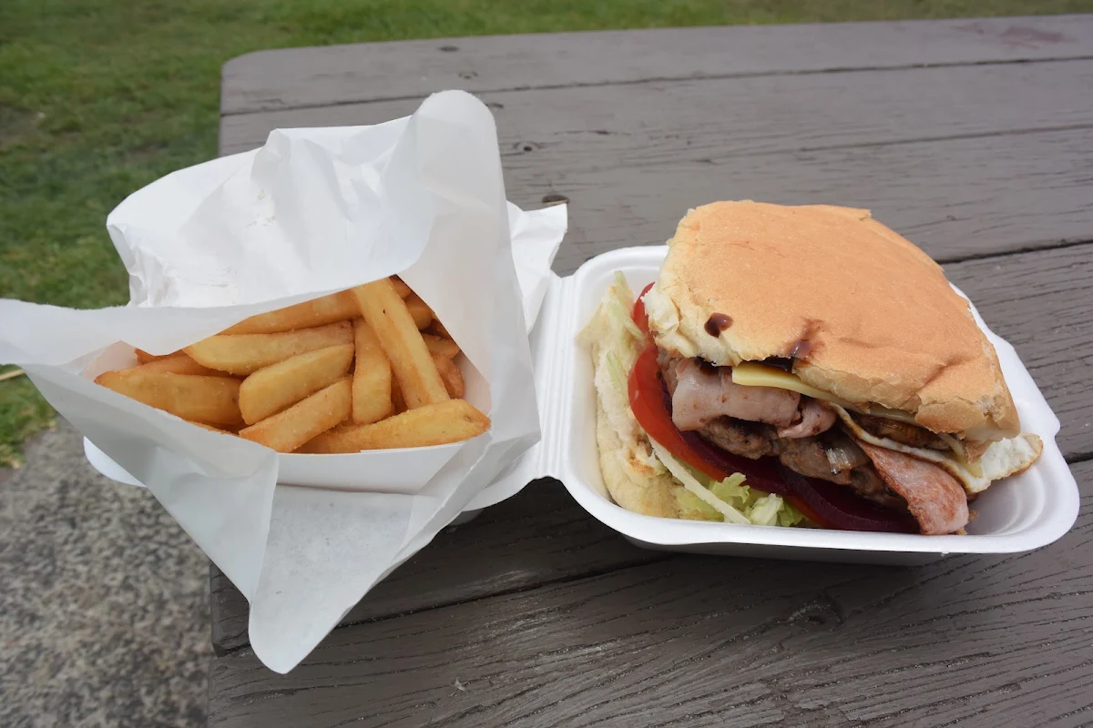 Food & drink, Lakes Beach Cafe