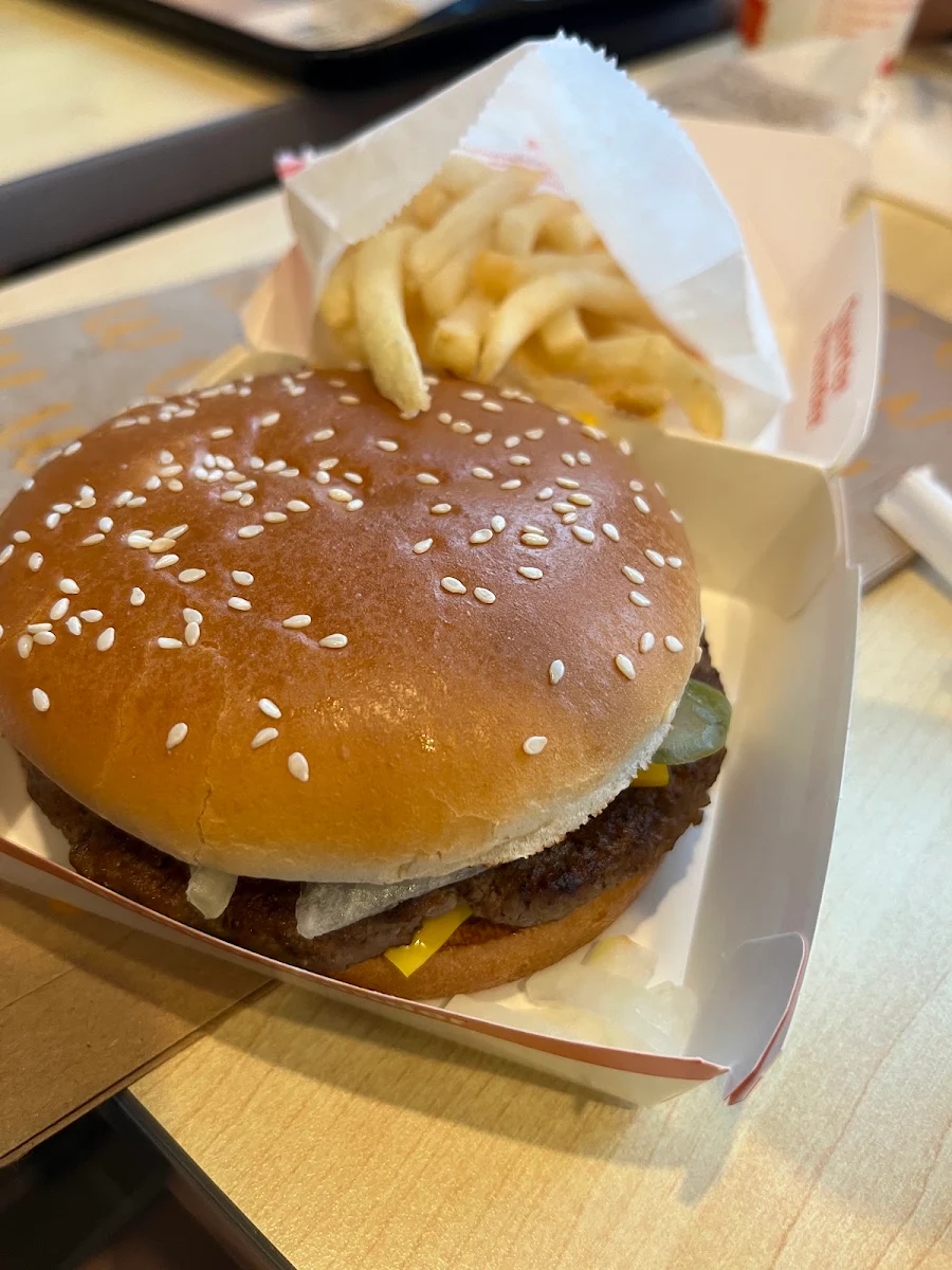 Food & drink, McDonald's Jolimont