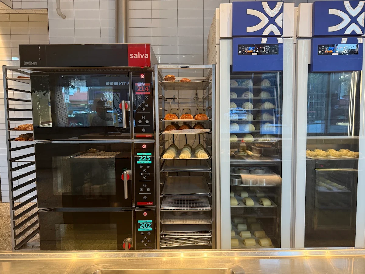 Vibe, Lune Croissanterie South Brisbane