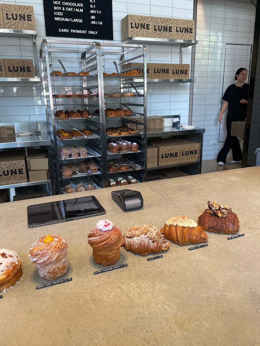Vibe, Lune Croissanterie South Brisbane