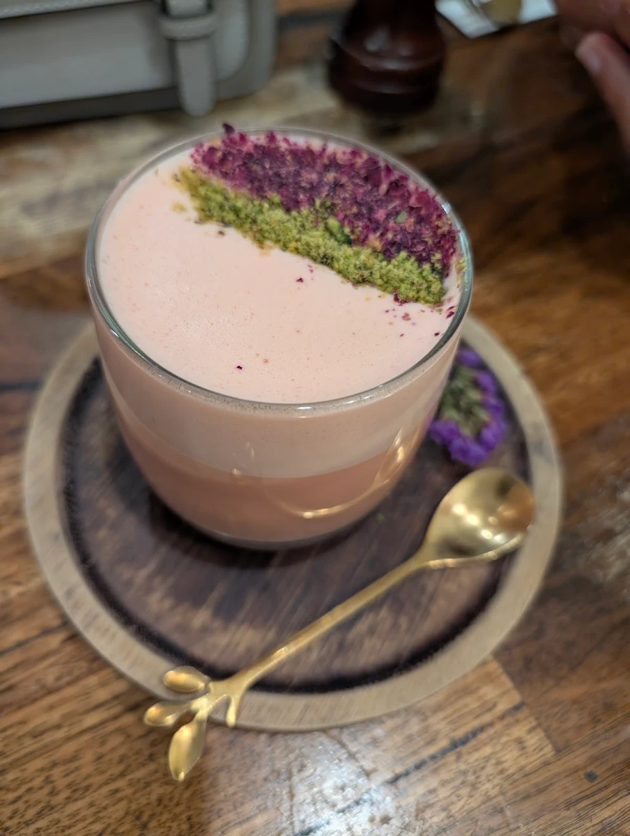 Food & drink, FLOVIE CAFE
