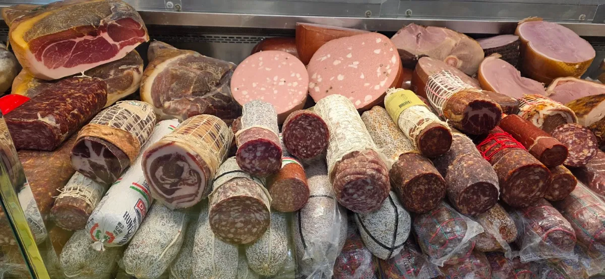 Food & drink, Tutto Delicatessen
