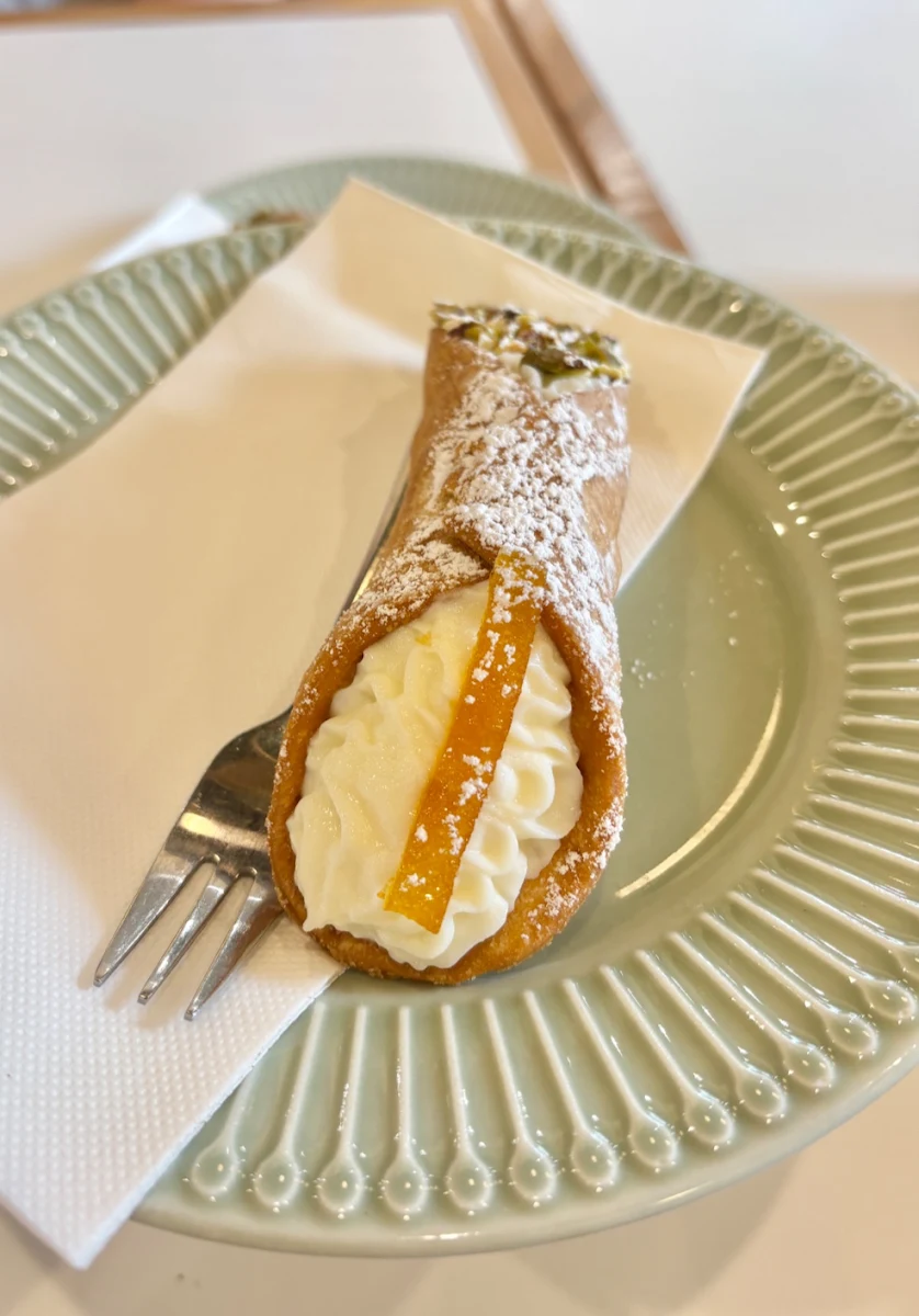 Food & drink, Tutto Delicatessen