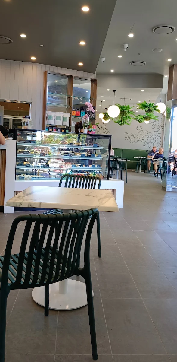 Vibe, Signature Cafe Helensvale