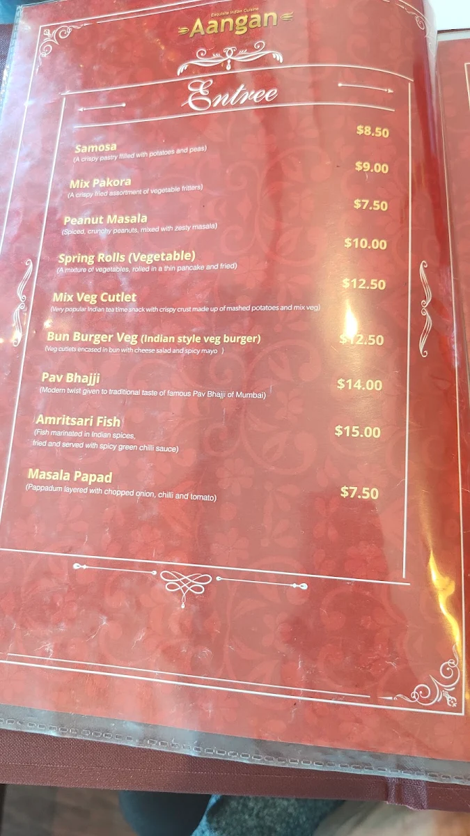 Menu, Aangan Footscray