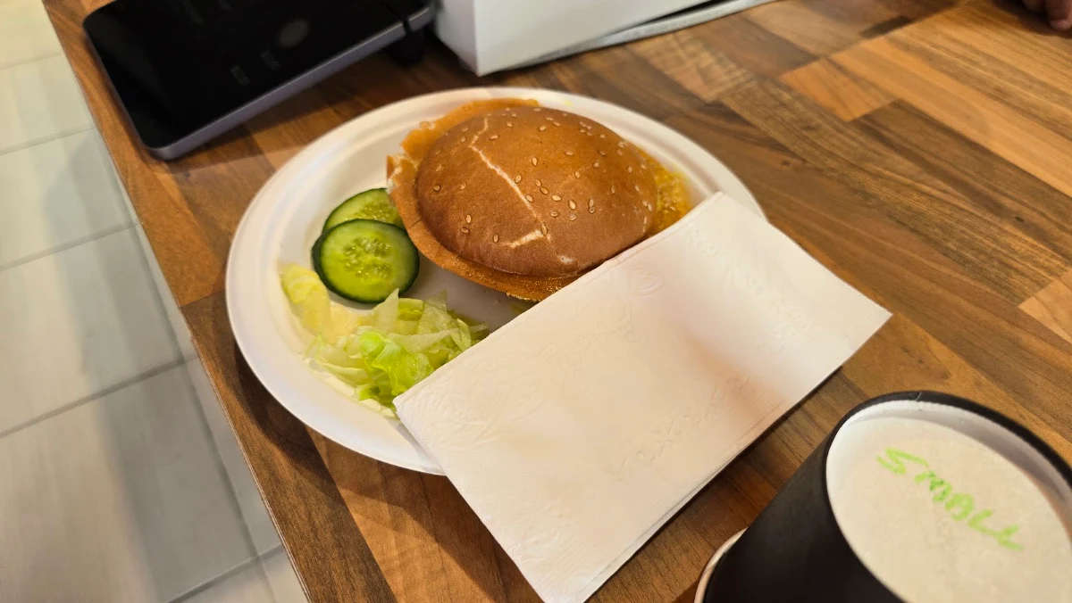 Food & drink, THE VIRAL CAFE