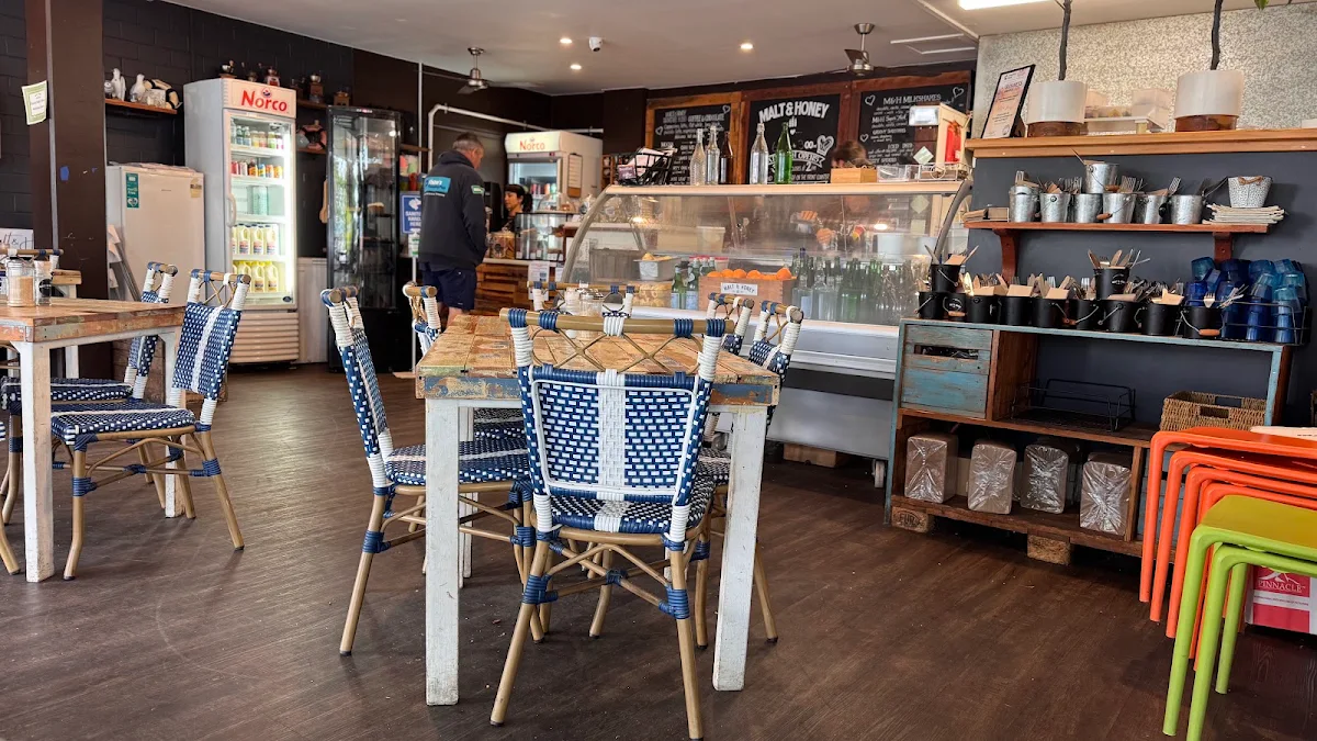Vibe, Malt & Honey Cafe