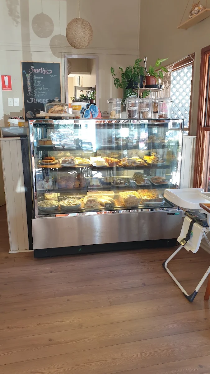 Vibe, Malt & Honey Cafe