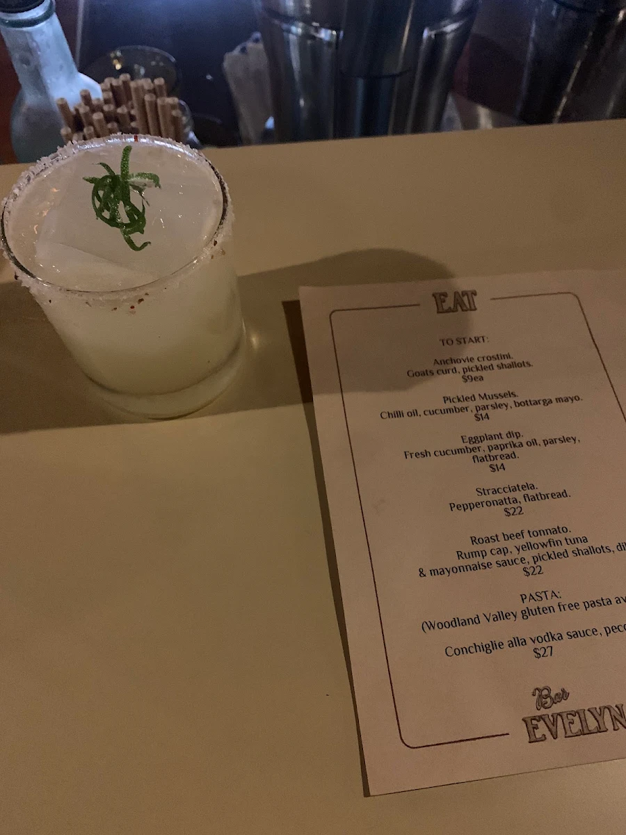 Menu, Bar Evelyn