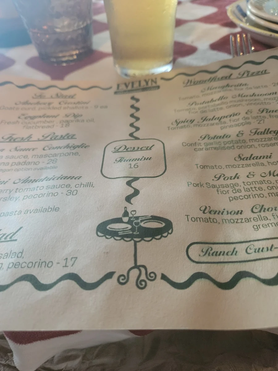Menu, Bar Evelyn