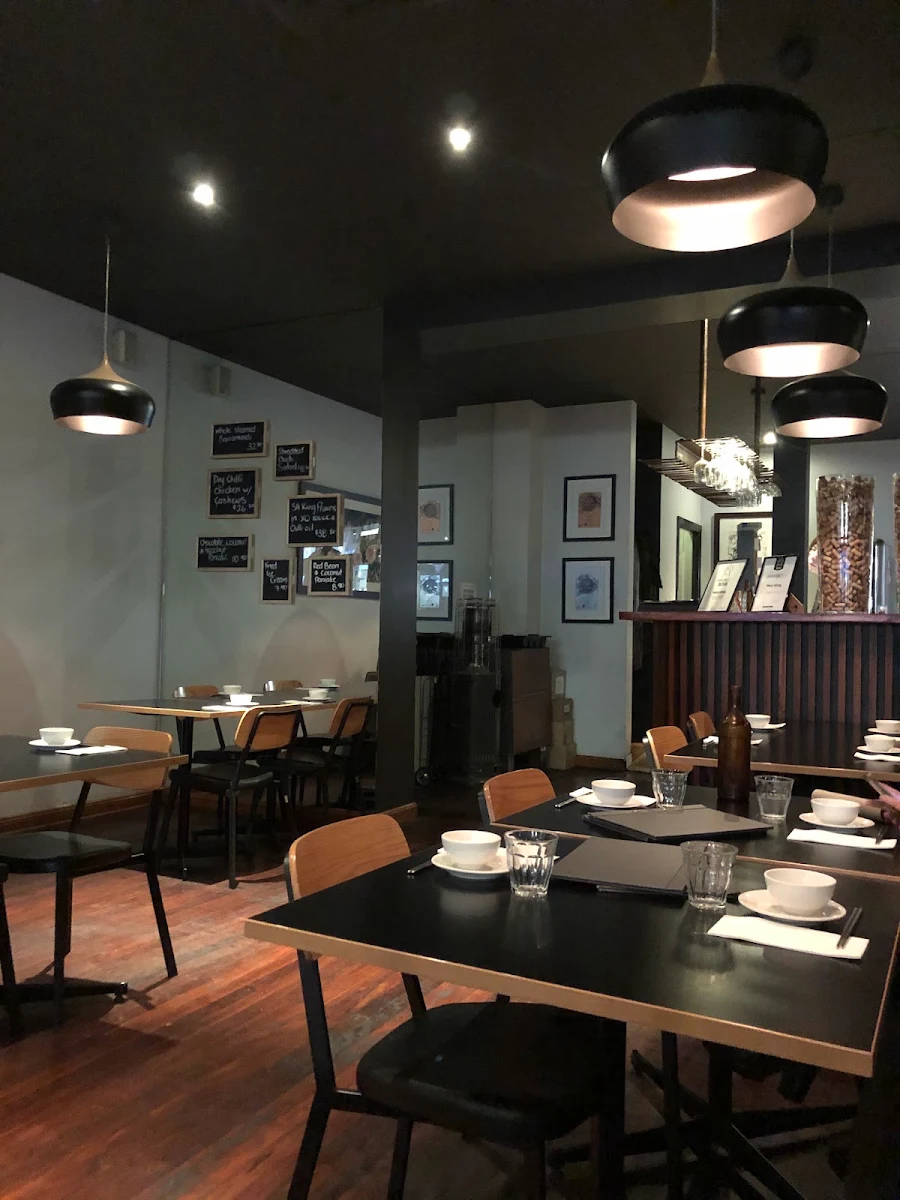 Vibe, Wah Hing Restaurant