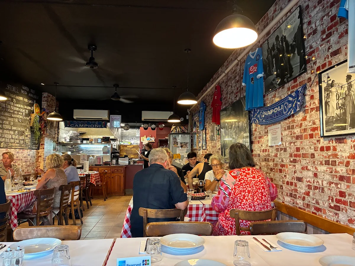 Vibe, Zio Pino Pizzeria