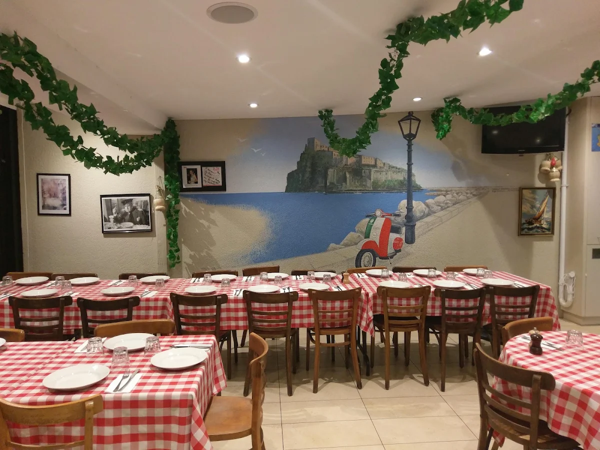 Vibe, Zio Pino Pizzeria