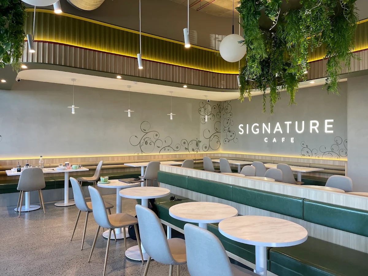 Vibe, Signature Cafe Robina