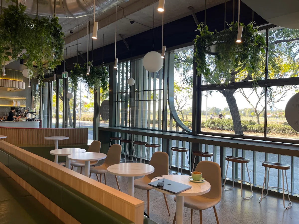 Vibe, Signature Cafe Robina