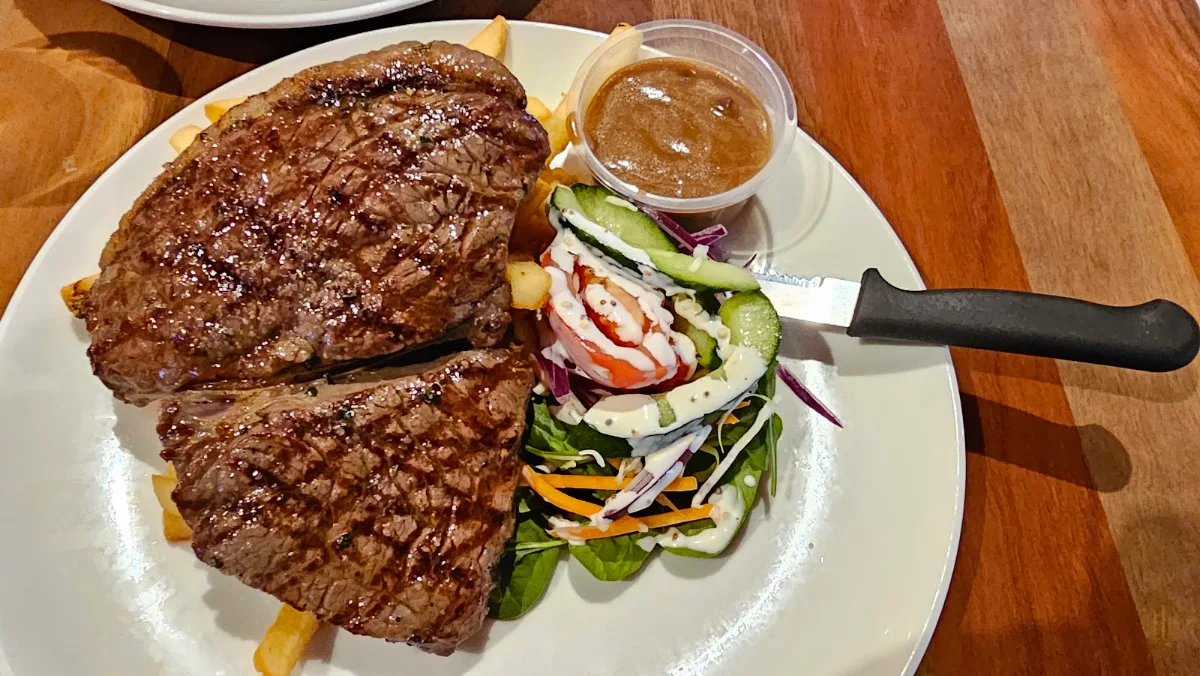 Food & drink, Pimpama Pavilion