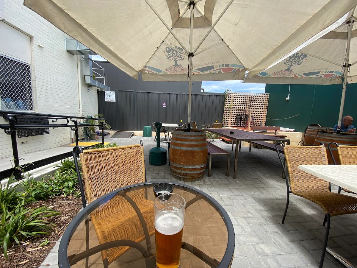 Vibe, The Bellevue Darling Range Hotel