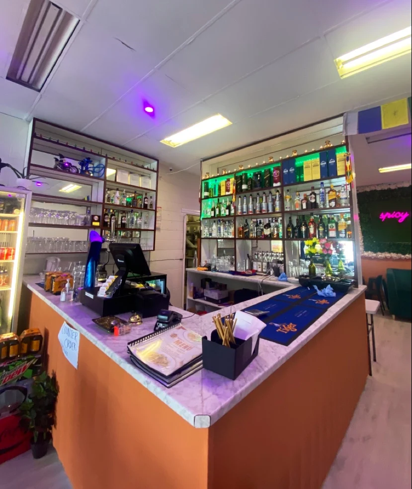 Vibe, Spicy Momo & Bar