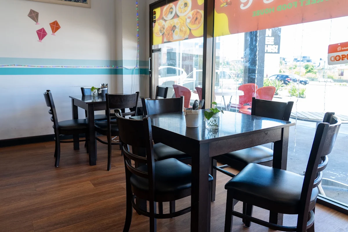 Vibe, Spicy Momo & Bar