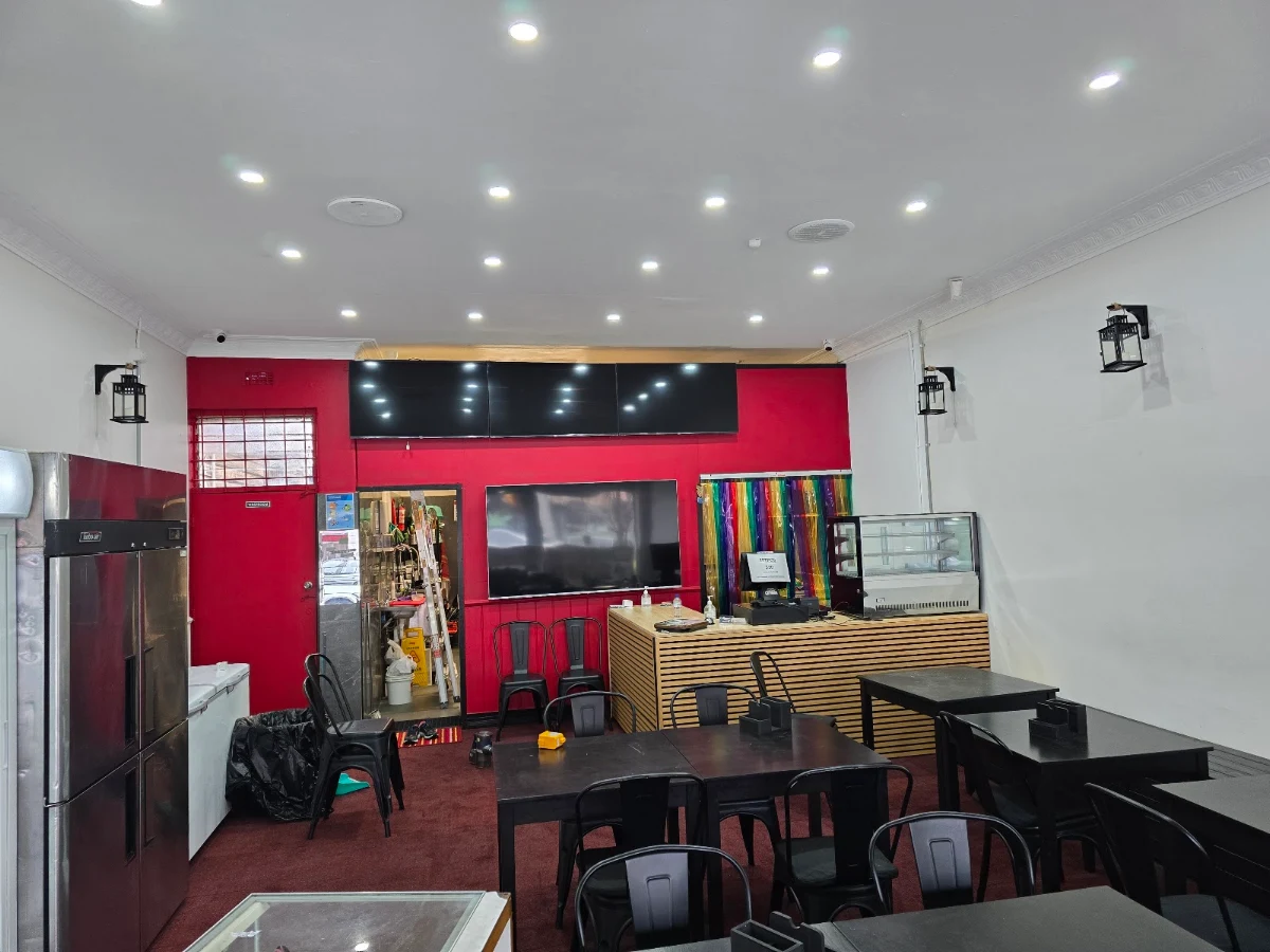 Vibe, Tasty Food House