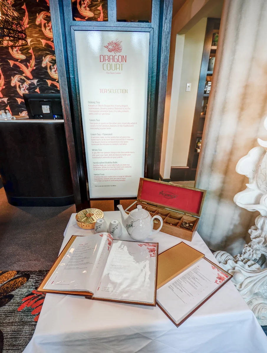 Menu, Dragon Court