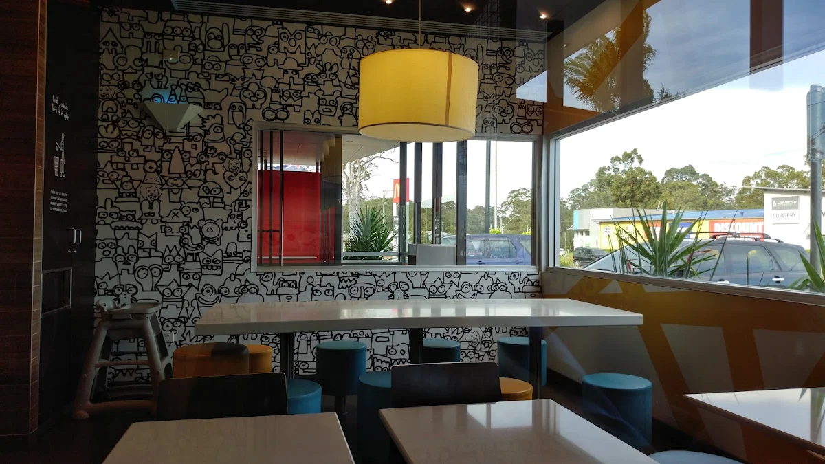 Vibe, McDonald's Lisarow