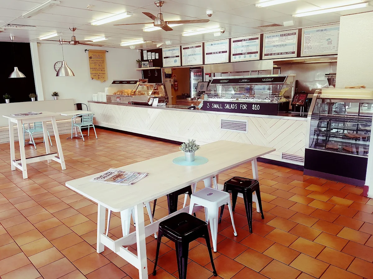 Vibe, Chicken Shack Seafood & Grill