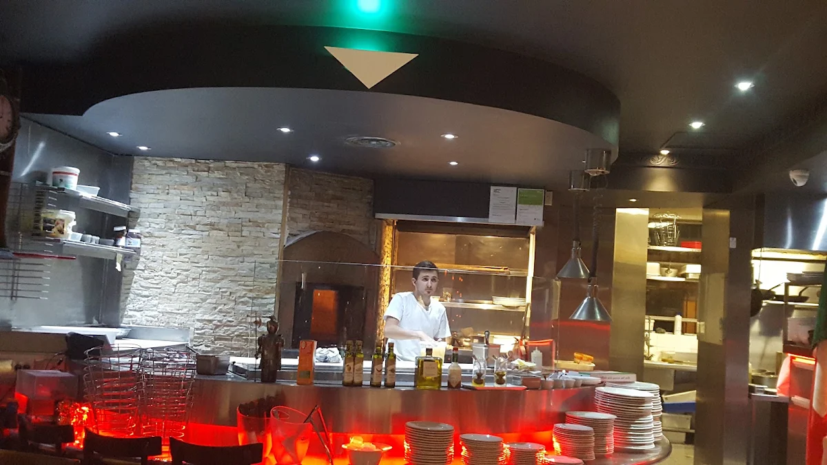 Vibe, Aquacotta italian restaurant Wood fire pizza and fresh pasta