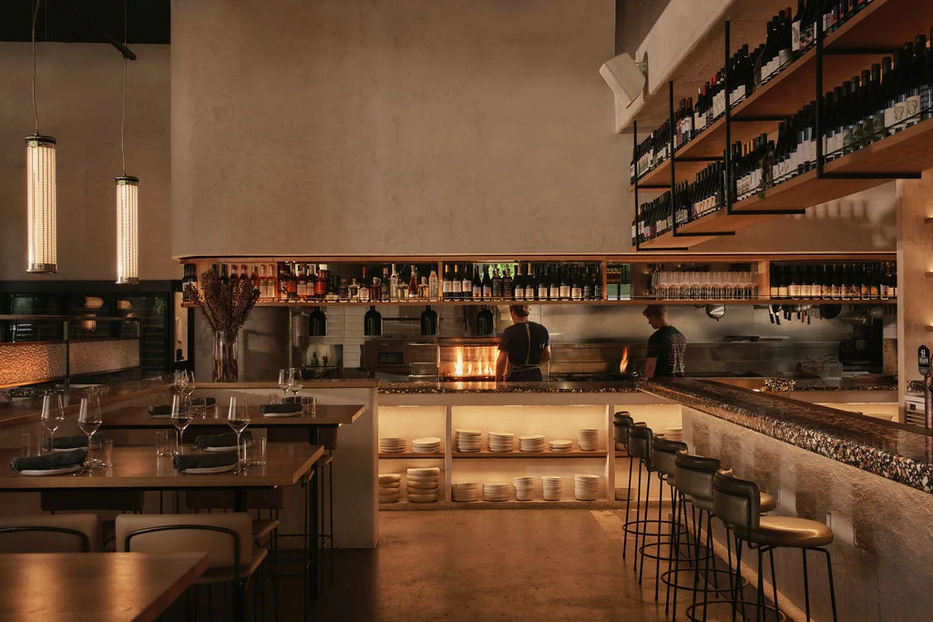 Vibe, Evra Restaurant & Bar