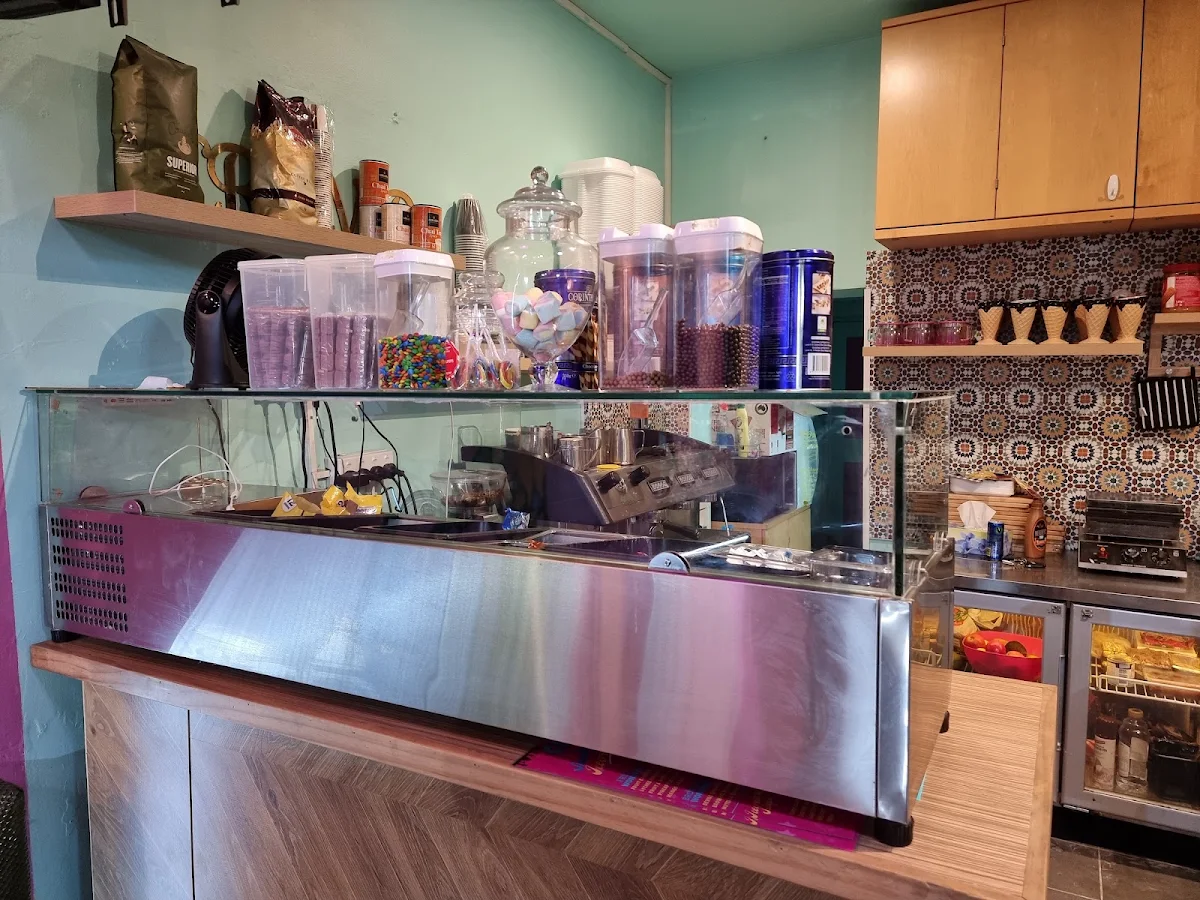 Vibe, Cravery Crepes &Acai, drinks bubble tea shop