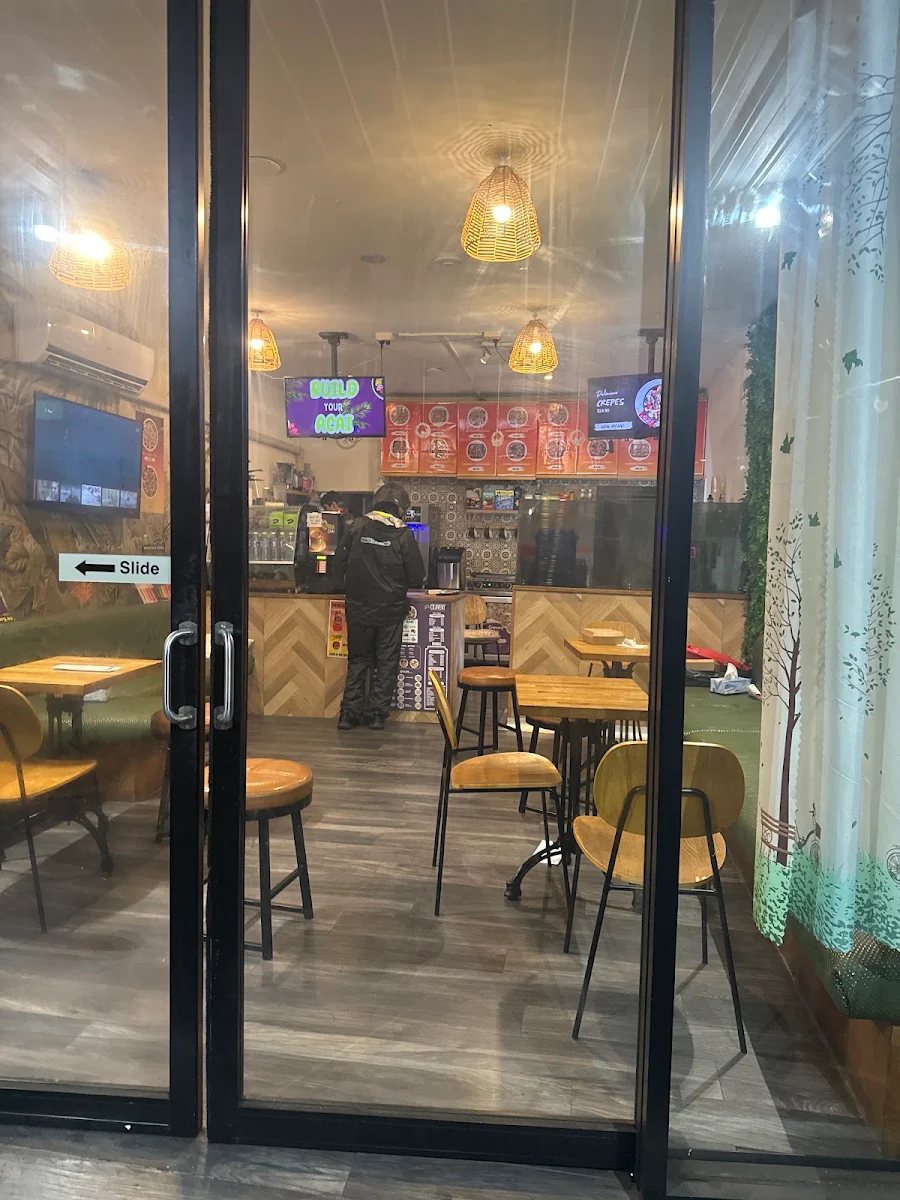 Vibe, Cravery Crepes &Acai, drinks bubble tea shop