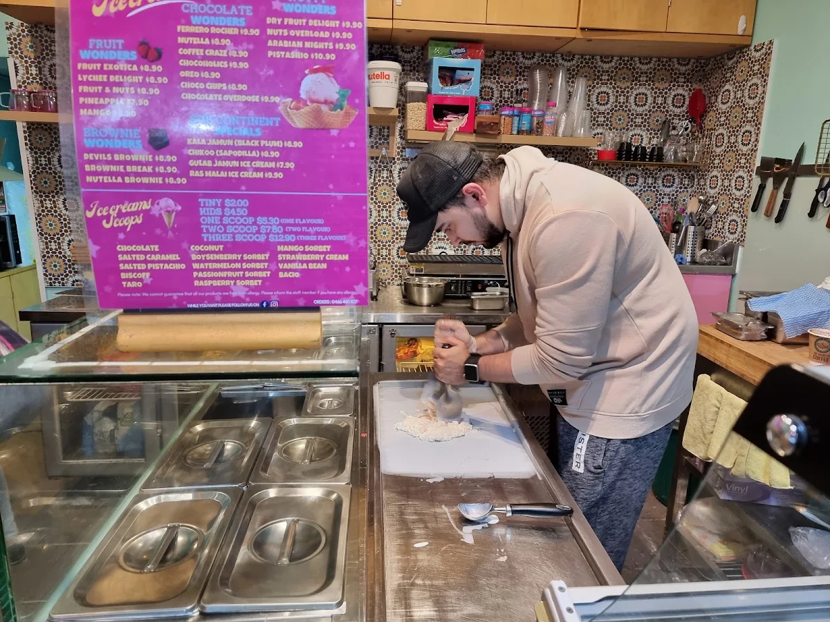 Vibe, Cravery Crepes &Acai, drinks bubble tea shop