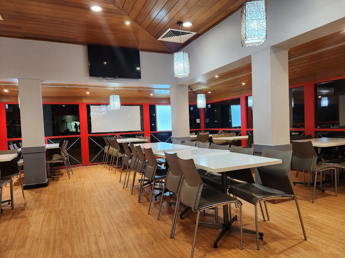 Vibe, Pizza Hut Ballarat Dine In