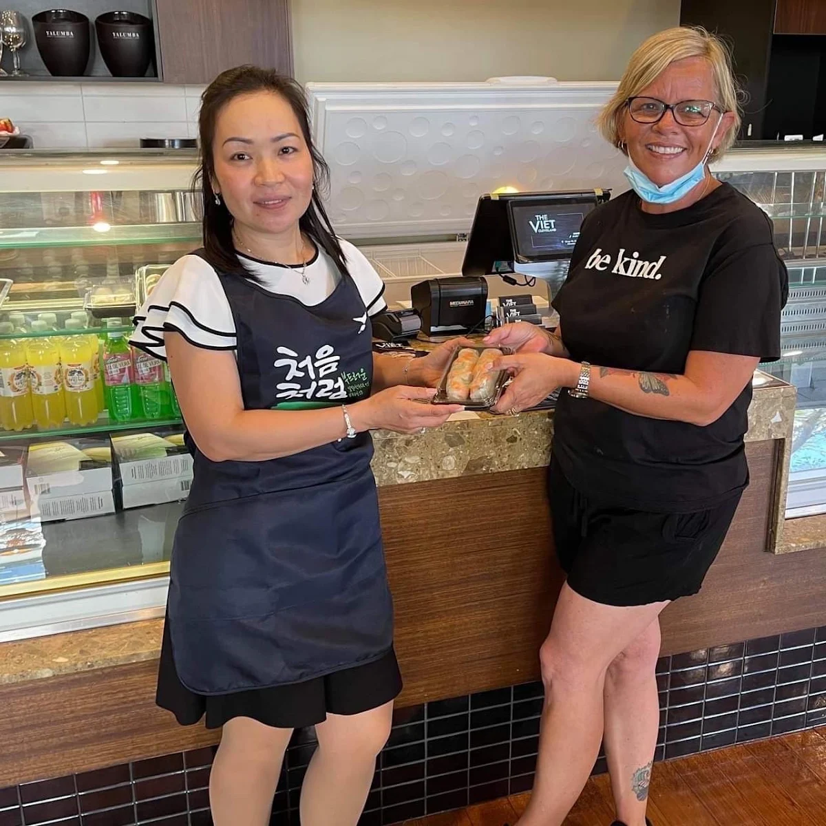 Vibe, Viet's Roll Cleveland