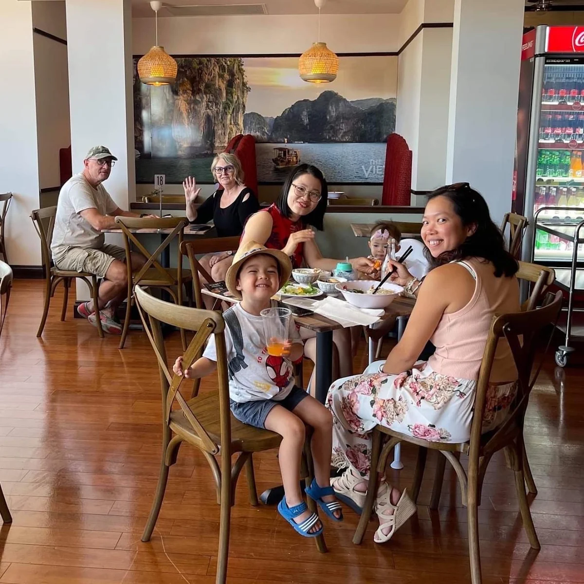 Vibe, Viet's Roll Cleveland
