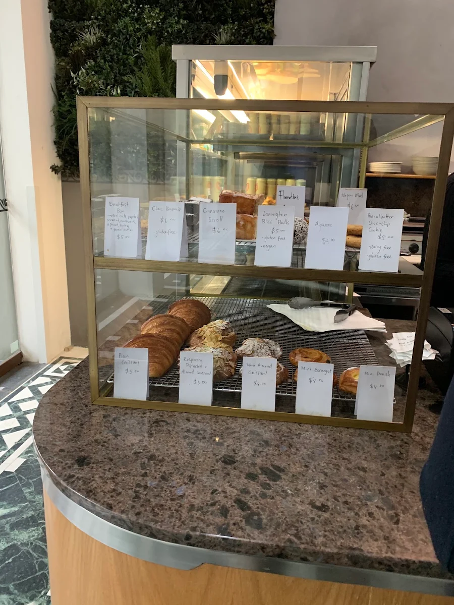 Menu, Howitt House