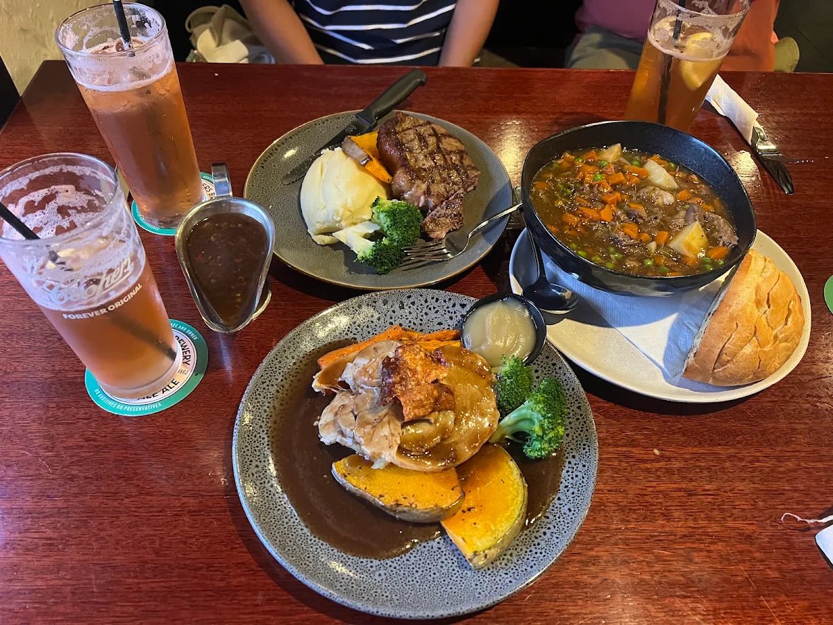Food & drink, Cock'n'Bull British Pub