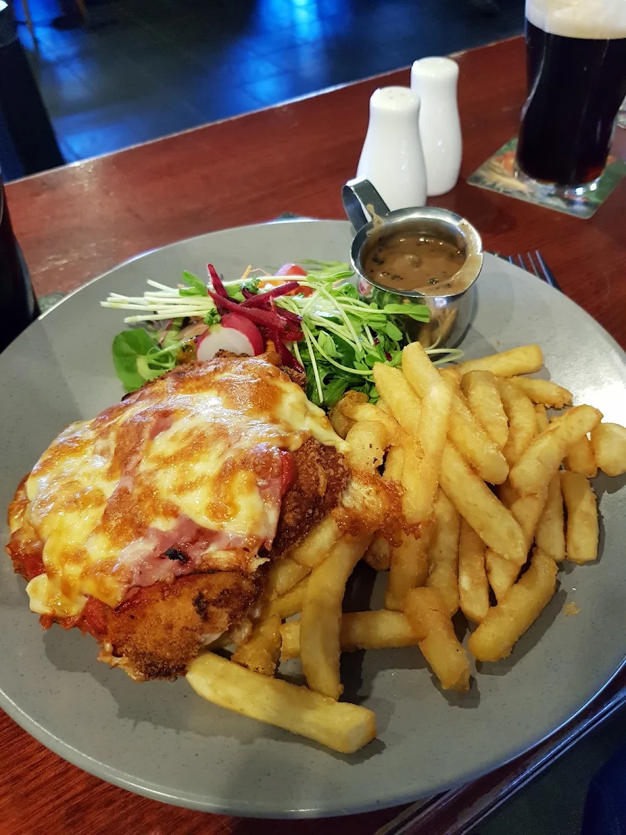 Food & drink, Cock'n'Bull British Pub