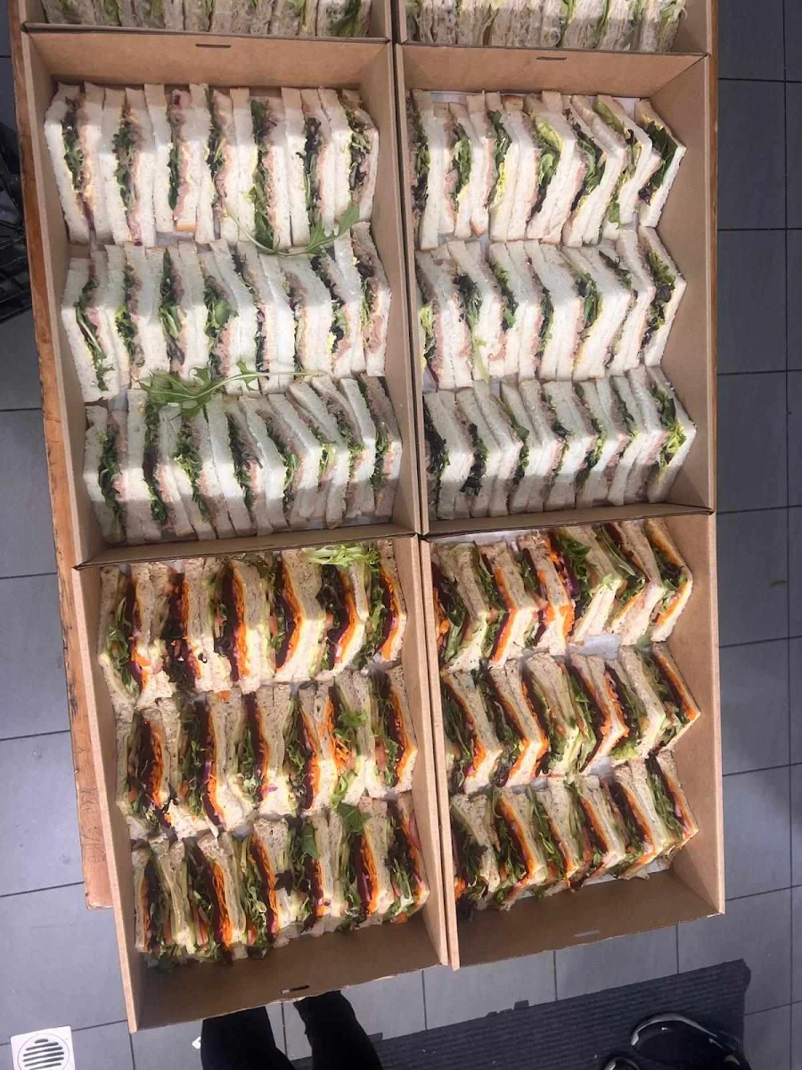 Vibe, Cafelicious & Co