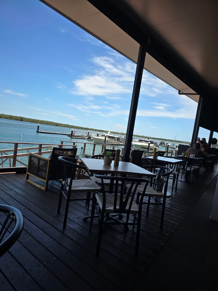 Vibe, Salacia Waters Café & Restaurant