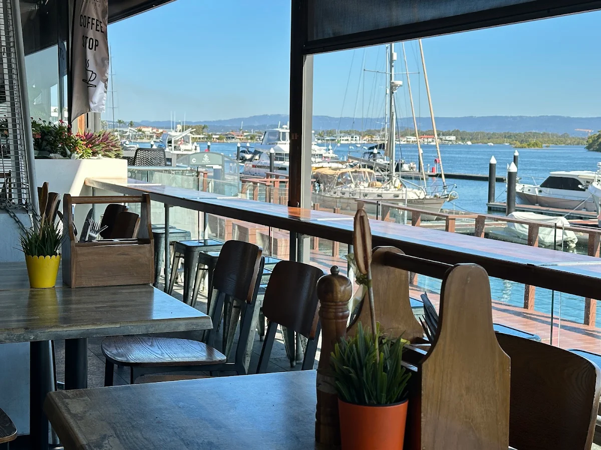 Vibe, Salacia Waters Café & Restaurant